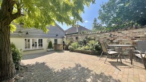 Photo 16- click for photo gallery